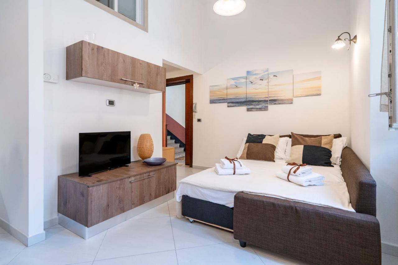 La Casa Di Gio - Stazione & Policlinico Apartment Bari Dış mekan fotoğraf